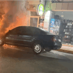 Πυρκαγιά σε Ι.Χ όχημα στη συμβολή της οδού Ψαρών με τη Λεωφόρο Αρτέμιδος στην Αρτέμιδα